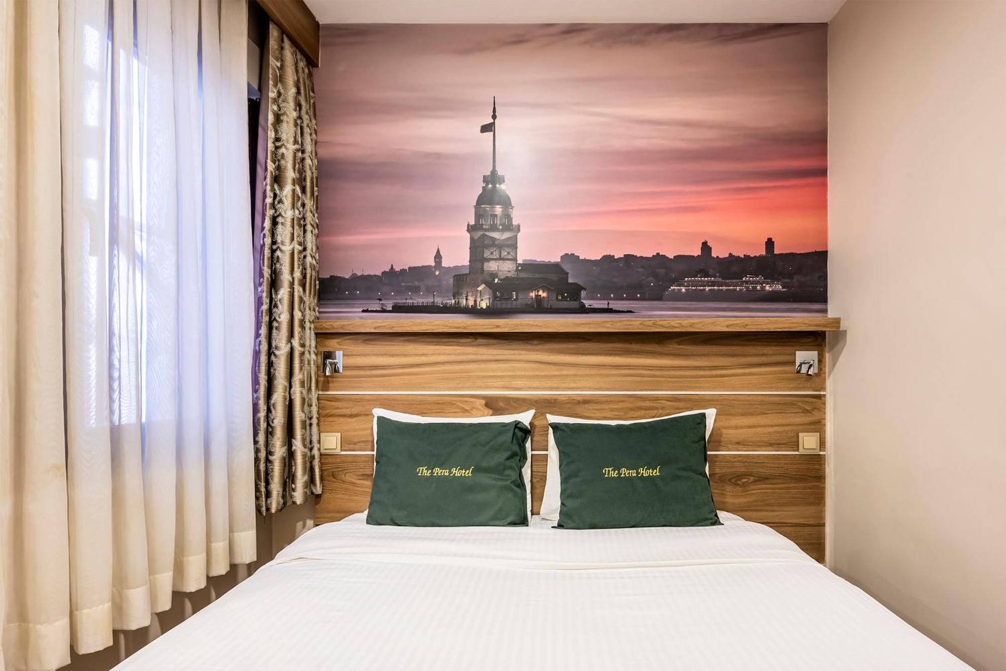 The Pera Hotel — Photos 1